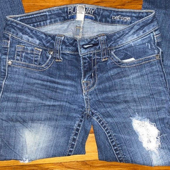LAST CHANCE - Refuge Runway jeans O Short - Picture 4 of 8
